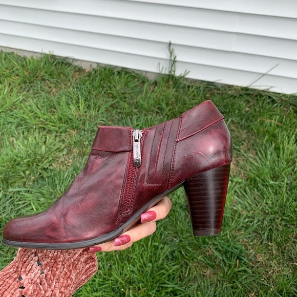 Regarde Le Ciel leather heeled ankle bootie size 40 8.5 spring summer tassel - Picture 6 of 14